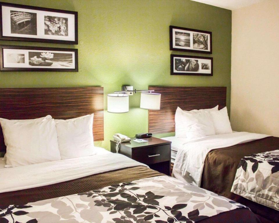 Hotel Sleep & - State Area 2*